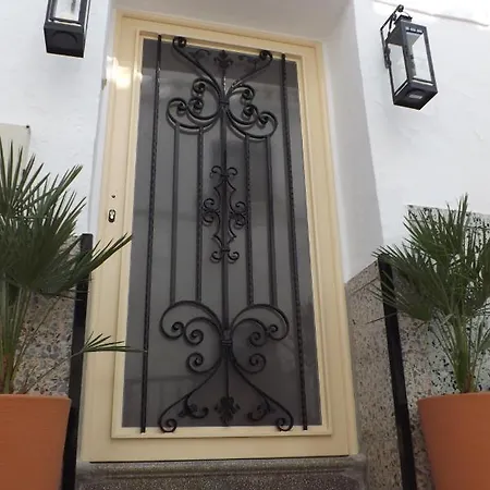 Casa Elvira Feriehus *